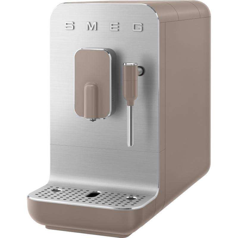 Bcc02tpmeu Espressomaskine M. Mælkskummer fra Smeg